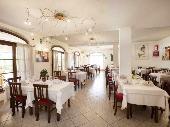 Villaggio Residence La Pieve Di Pomaia Eksteriør billede