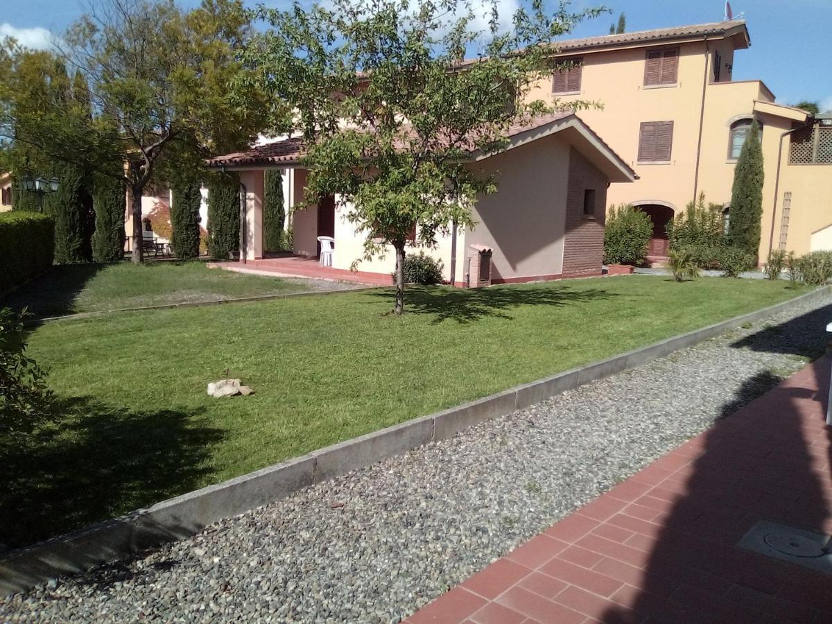 Villaggio Residence La Pieve Di Pomaia Eksteriør billede